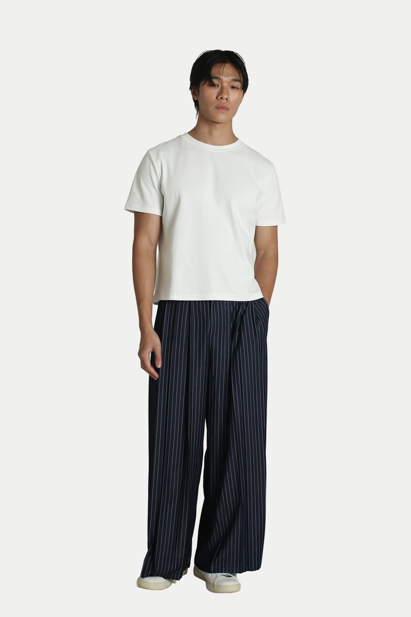 CROPPED FITTED TEE - WHITE